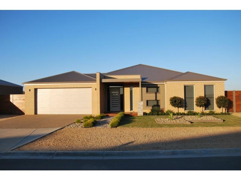 3 Young Street, Cobram VIC 3644