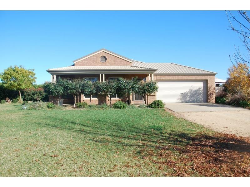 5 Franks Road, Barooga NSW 3644