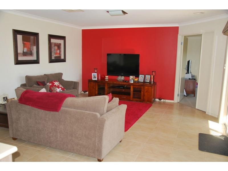 5 Franks Road, Barooga NSW 3644