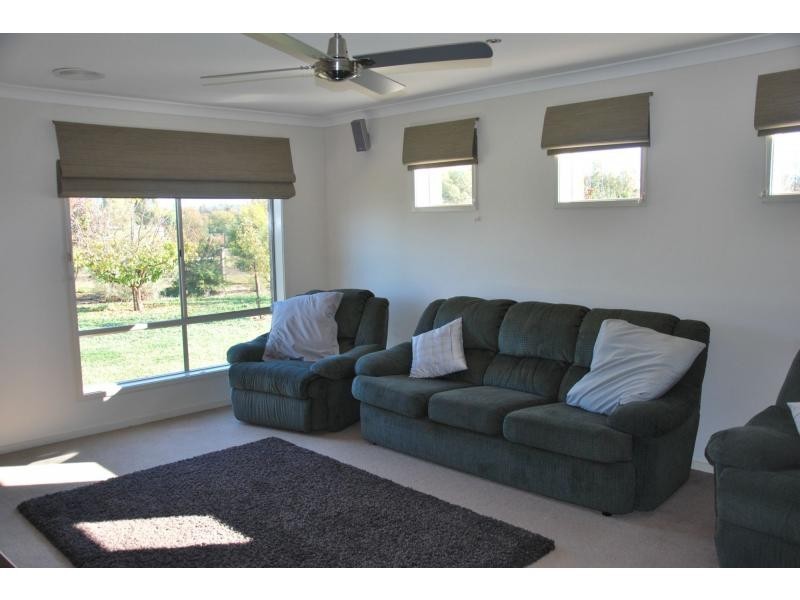 5 Franks Road, Barooga NSW 3644