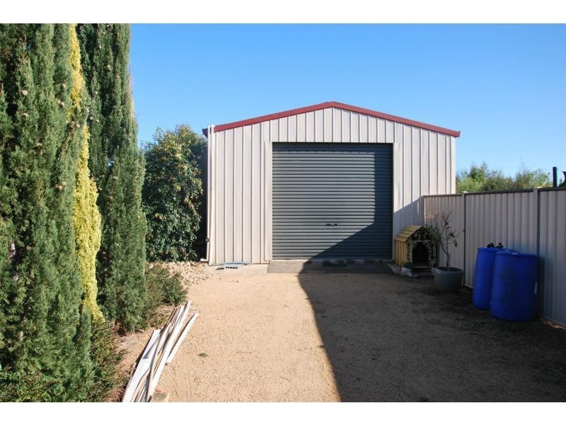 5 Franks Road, Barooga NSW 3644