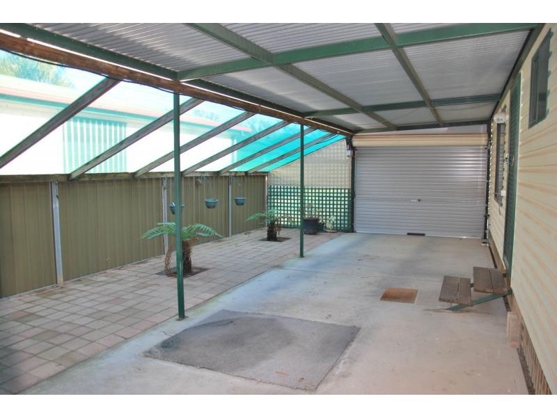 20 Oasis Drive, Oasis Village, Cobram VIC 3644