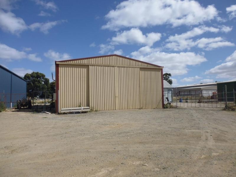 3 Elsmead Street, Cobram VIC 3644