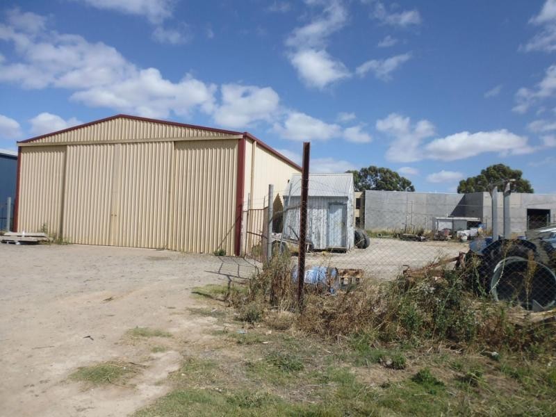 3 Elsmead Street, Cobram VIC 3644