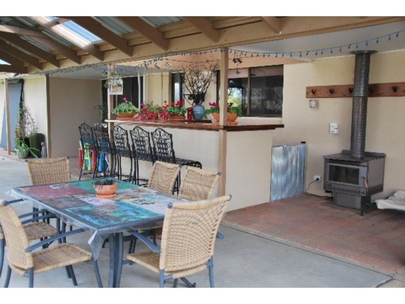 6 Hovell Court, Cobram VIC 3644