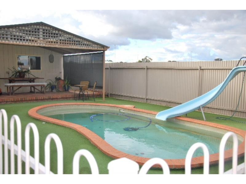 6 Hovell Court, Cobram VIC 3644