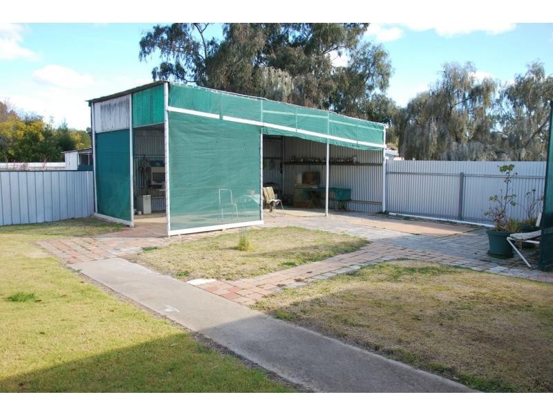 76 Mahonga Street, Jerilderie NSW 2716