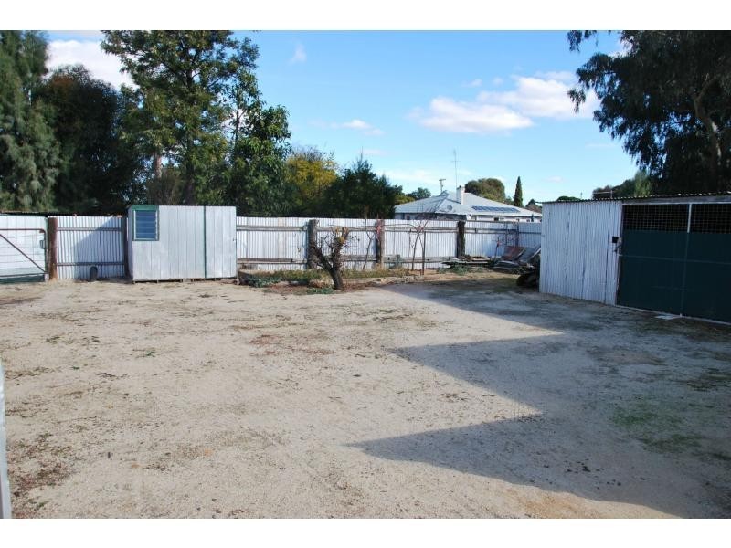 76 Mahonga Street, Jerilderie NSW 2716