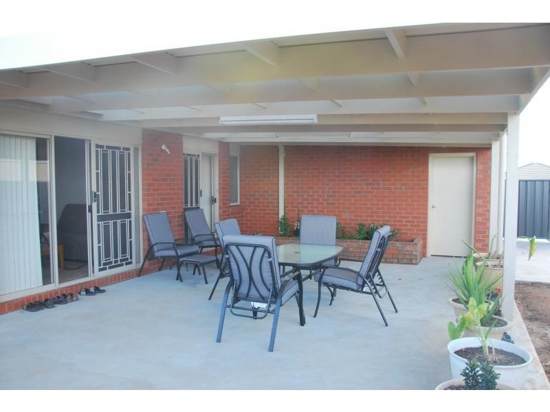 13 Rivertown Grove, Cobram VIC 3644