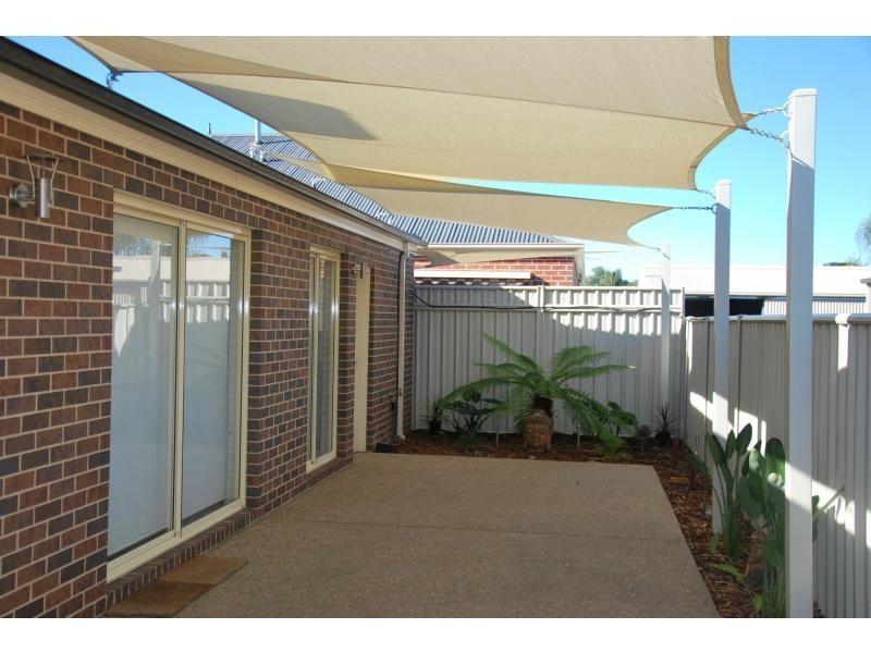 11 Nicolina Street, Cobram VIC 3644