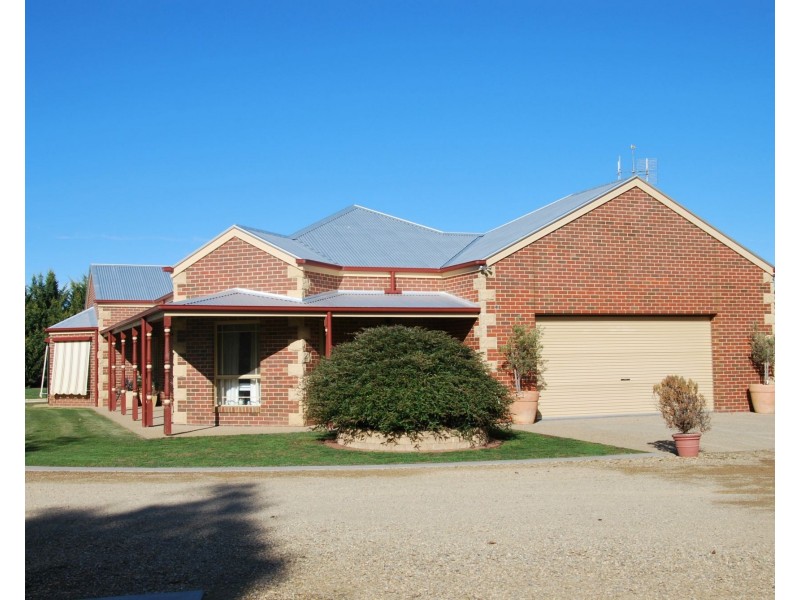 13 Catona Crescent, Cobram VIC 3644