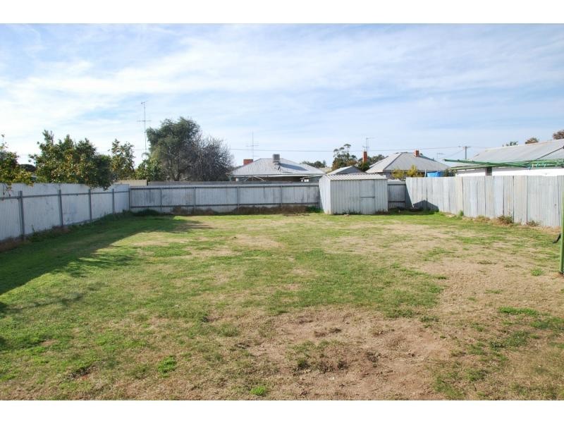 35 Sydney Street, Cobram VIC 3644