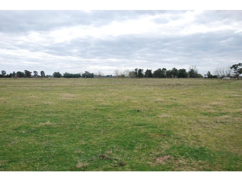 1120 Larissa Road, Cobram VIC 3644