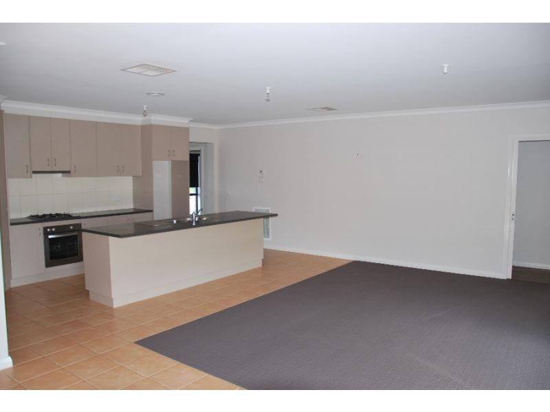 1 Katherine Court, Barooga NSW 3644