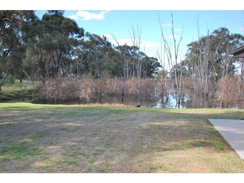 25 Northill Avenue, Strathmerton VIC 3641