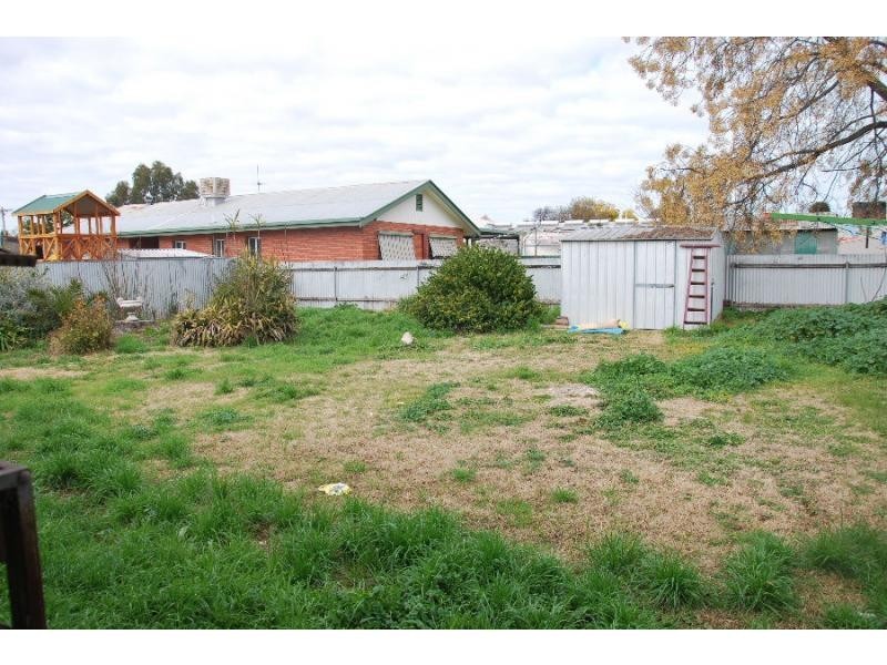 2 Elizabeth Street, Cobram VIC 3644