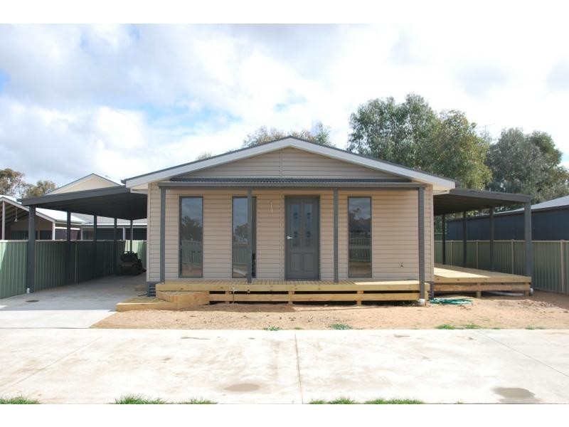 3 Sunshine Street, Murray Haven Village, Tocumwal NSW 2714