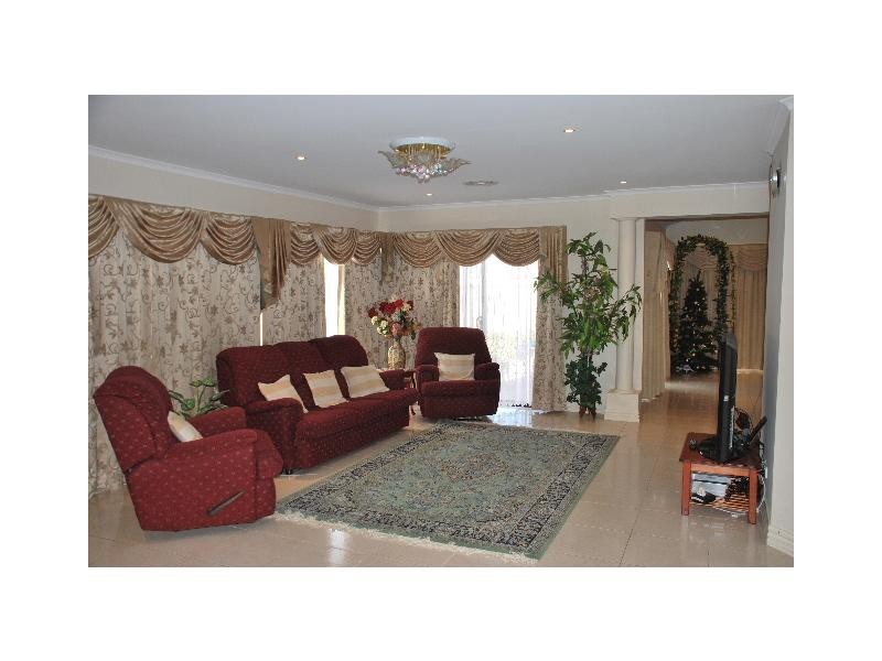 23 Gattuso Drive, Cobram VIC 3644