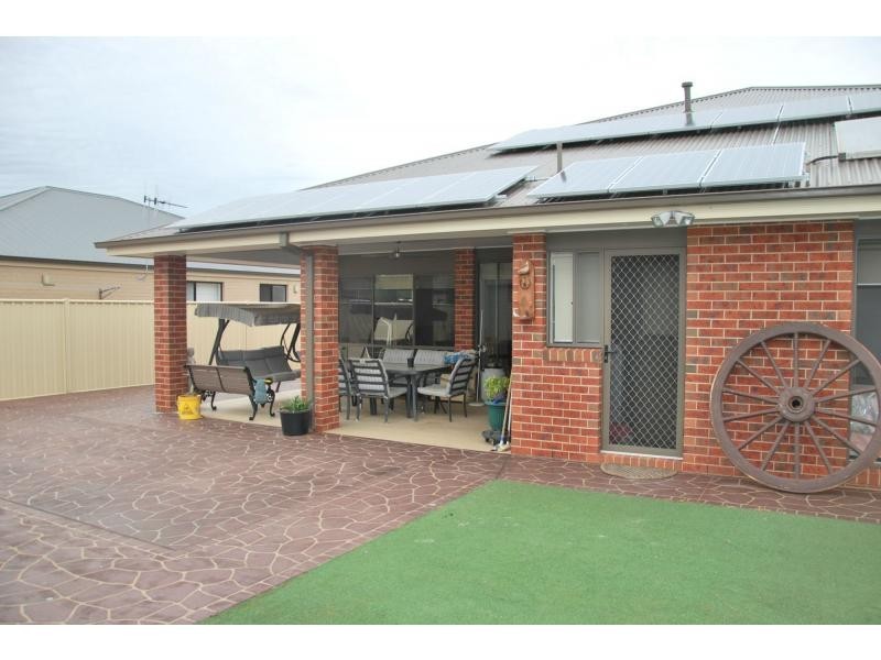 82 Bisogni Drive, Cobram VIC 3644