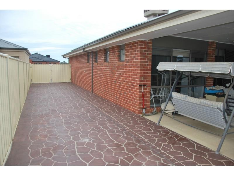 82 Bisogni Drive, Cobram VIC 3644
