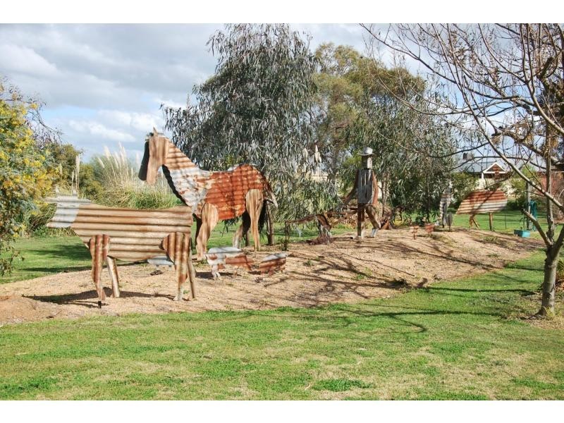 19 Catona Crescent, Cobram VIC 3644