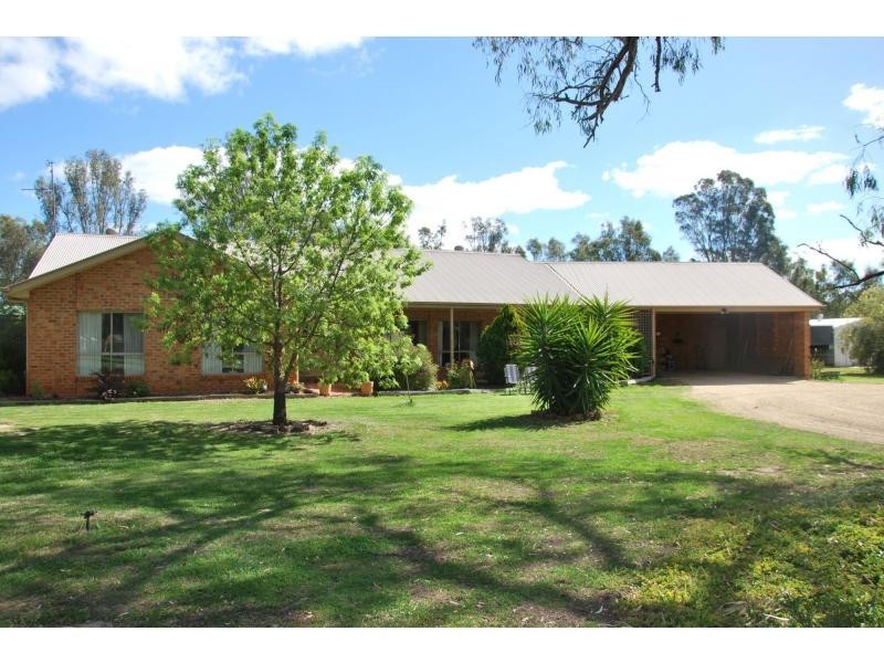 11 Marion Drive, Tocumwal NSW 2714