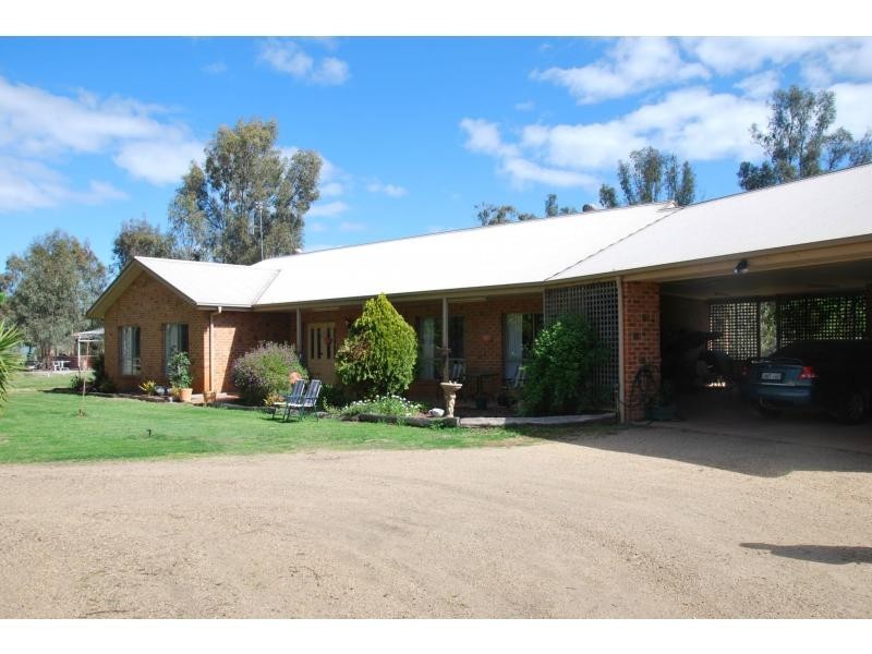 11 Marion Drive, Tocumwal NSW 2714