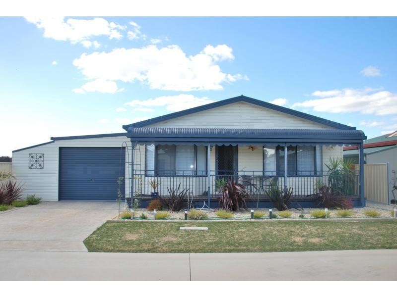 4 Savanna Drive, Green Palms Village, Cobram VIC 3644