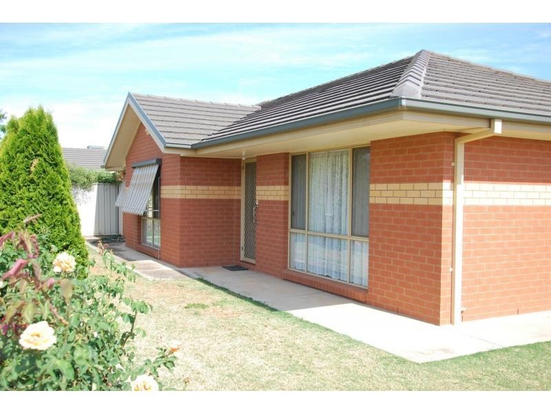 Unit 1/5 Apricot Circuit, Cobram VIC 3644