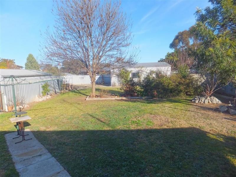 3 Flynn Street, Berrigan NSW 2712