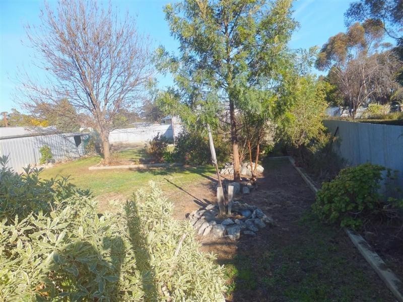 3 Flynn Street, Berrigan NSW 2712