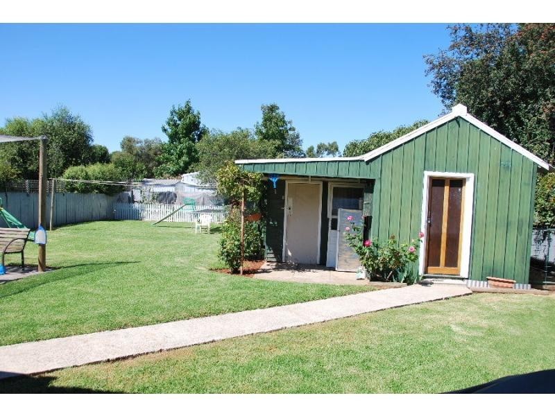 42 Wondah Street, Cobram VIC 3644