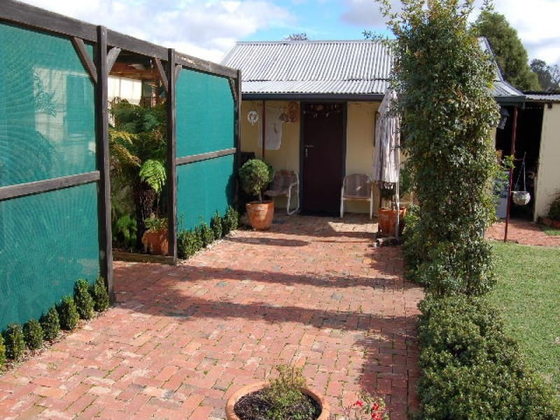 17 Moore Street, Katamatite VIC 3649