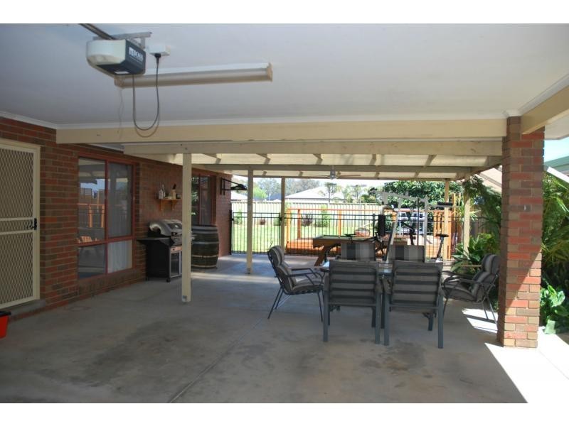 18 Irene Street, Cobram VIC 3644