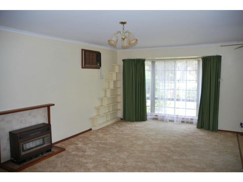 19 Rowe Street, Numurkah VIC 3636