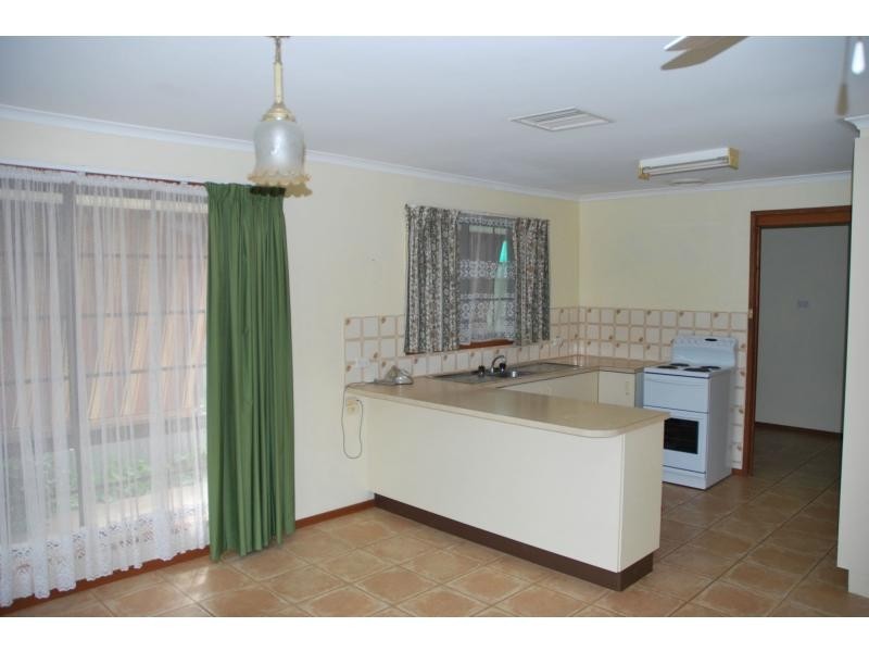 19 Rowe Street, Numurkah VIC 3636