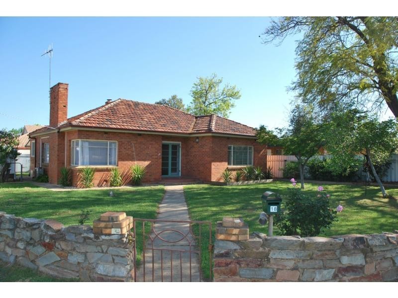 18 Mookarii Street, Cobram VIC 3644