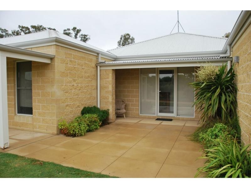 L1 Quicks Road, Barooga NSW 3644