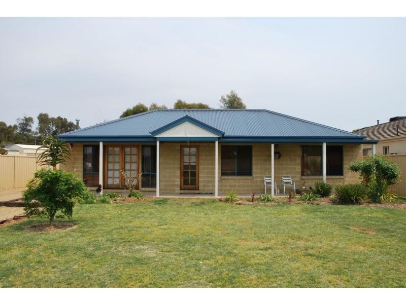 42 Buchanans Road, Barooga NSW 3644