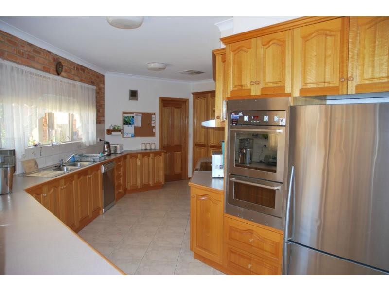 13 View Court, Cobram VIC 3644