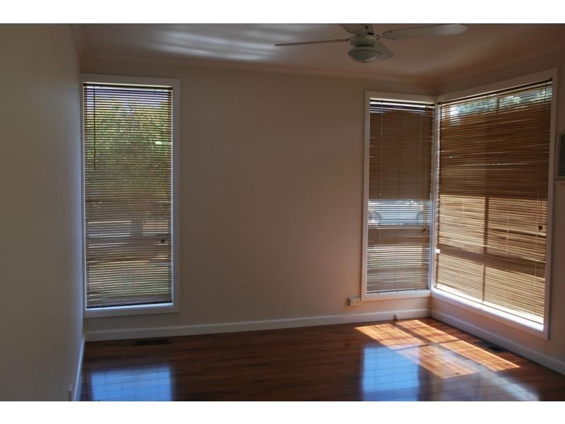 15 Charles Street, Cobram VIC 3644