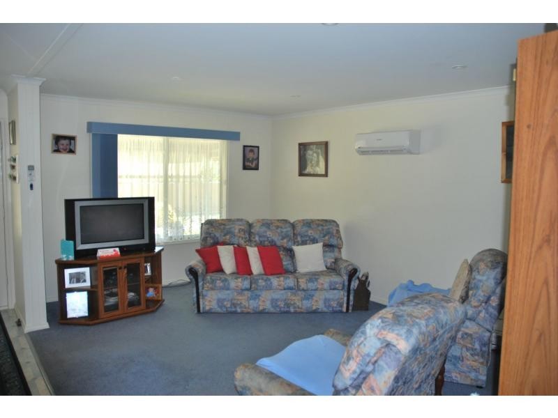 19 Lakeside Drive, Oasis Village, Cobram VIC 3644