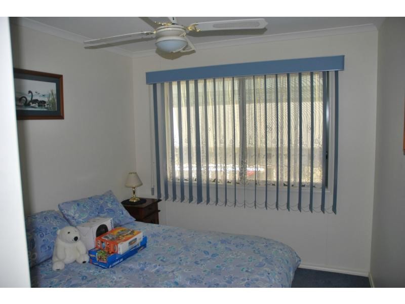 19 Lakeside Drive, Oasis Village, Cobram VIC 3644