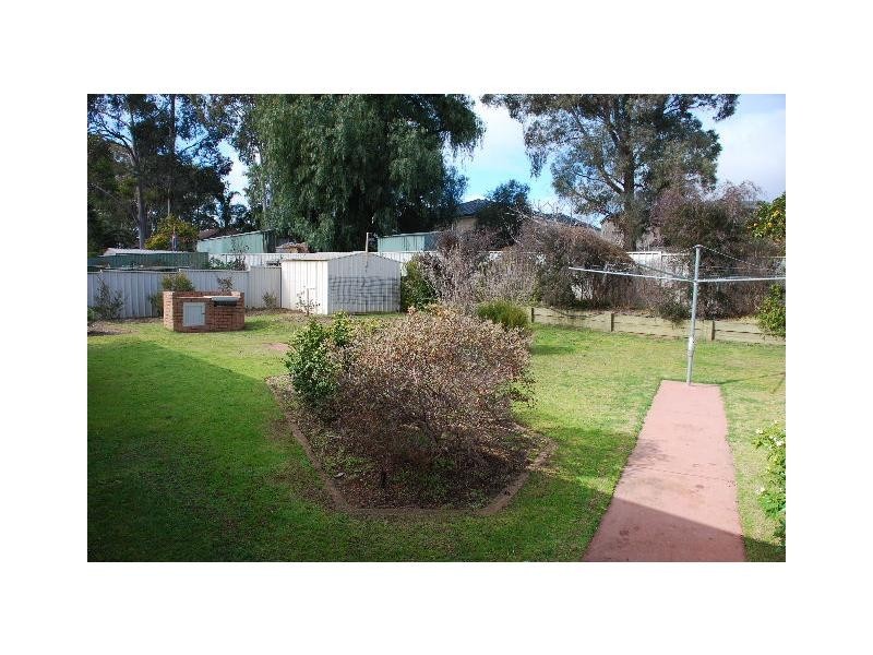 12 Burke Court, Cobram VIC 3644