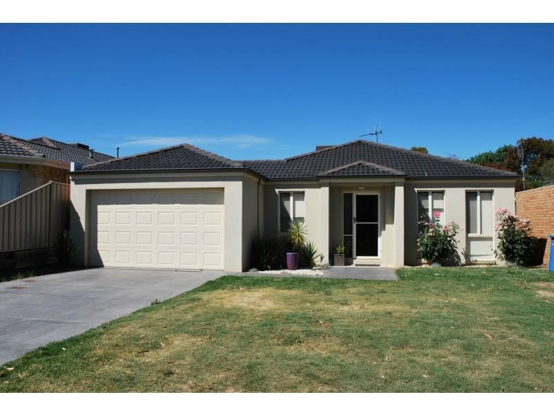 13 McKinley Court, Barooga NSW 3644