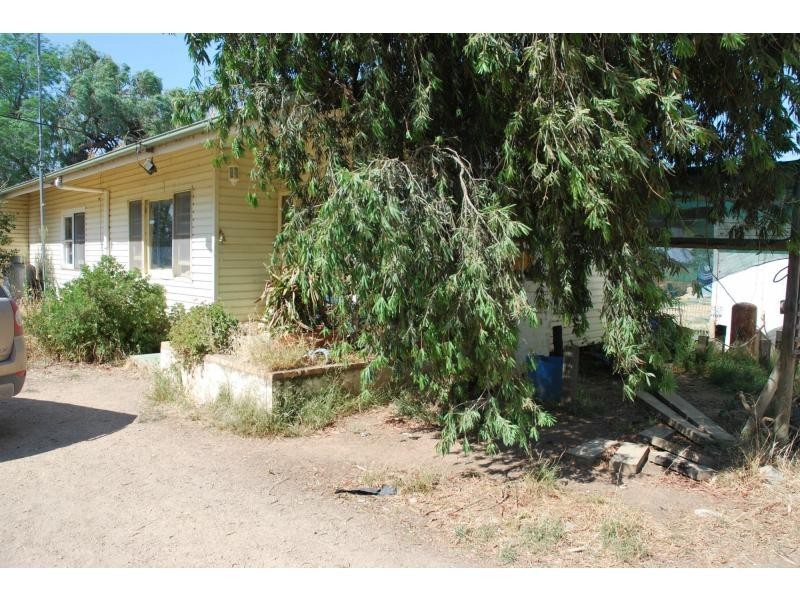 1557 Singapore Road, Naring VIC 3636