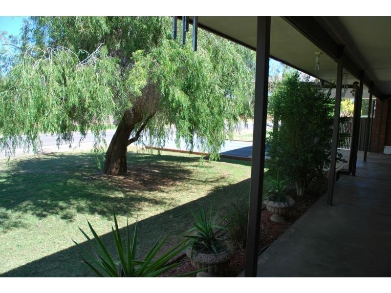 2A Amos Street, Yarroweyah VIC 3644