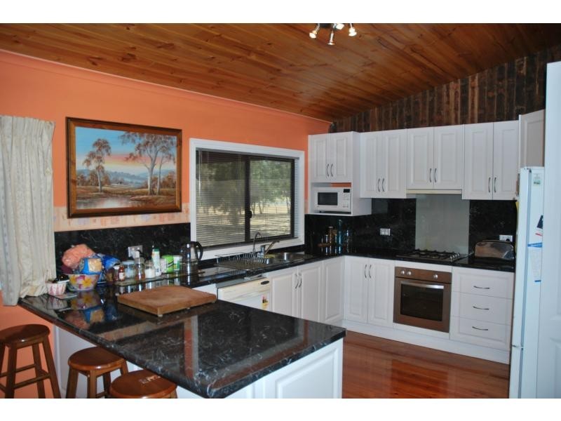 426 Maidment Road, Koonoomoo VIC 3644