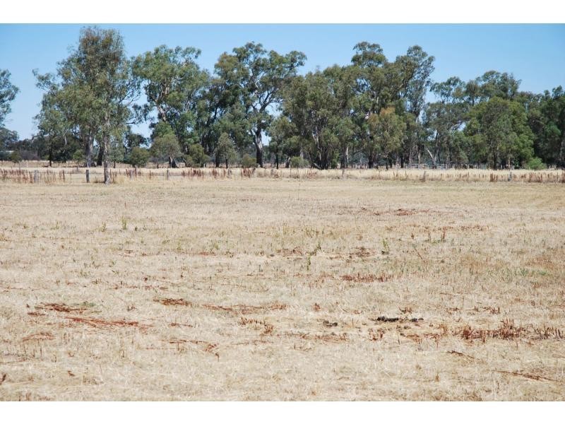 426 Maidment Road, Koonoomoo VIC 3644