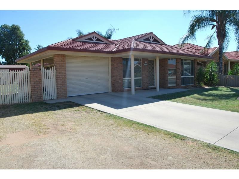 23 Sturt Street, Cobram VIC 3644